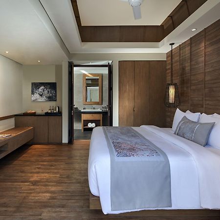 Hotel Cross Bali Breakers à Jimbaran Extérieur photo