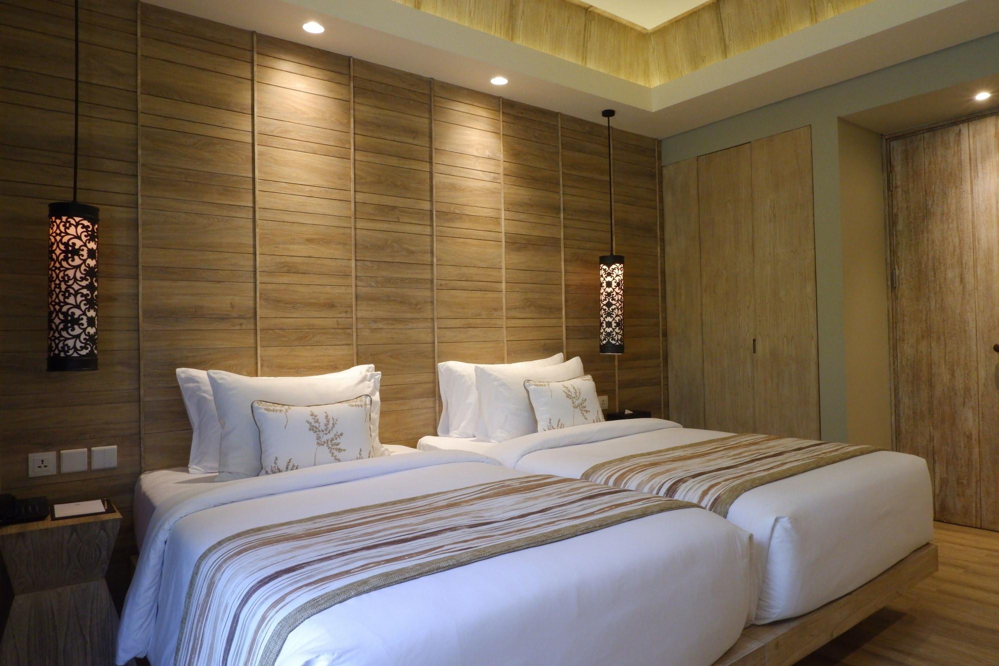 Hotel Cross Bali Breakers à Jimbaran Extérieur photo