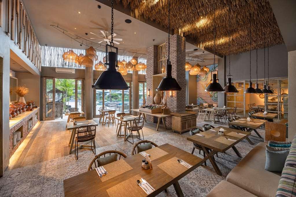Hotel Cross Bali Breakers à Jimbaran Restaurant photo